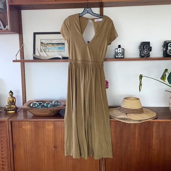 Free people beach mustard open back midi dress - Picture 3 of 4